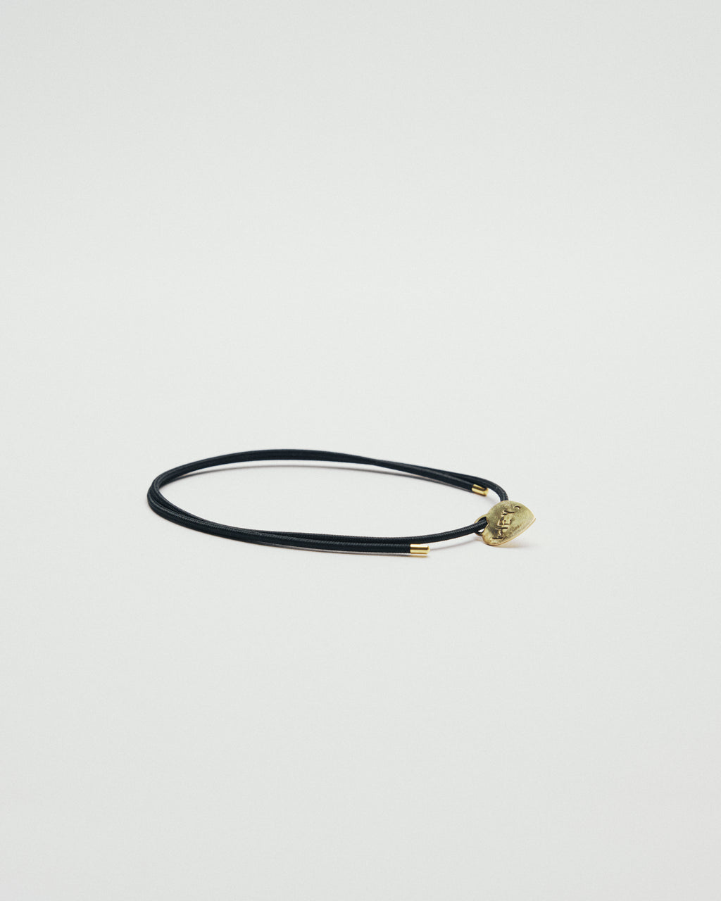 BOSSY JEWEL THERAPY x HEY | Magnetic Choker + Heart