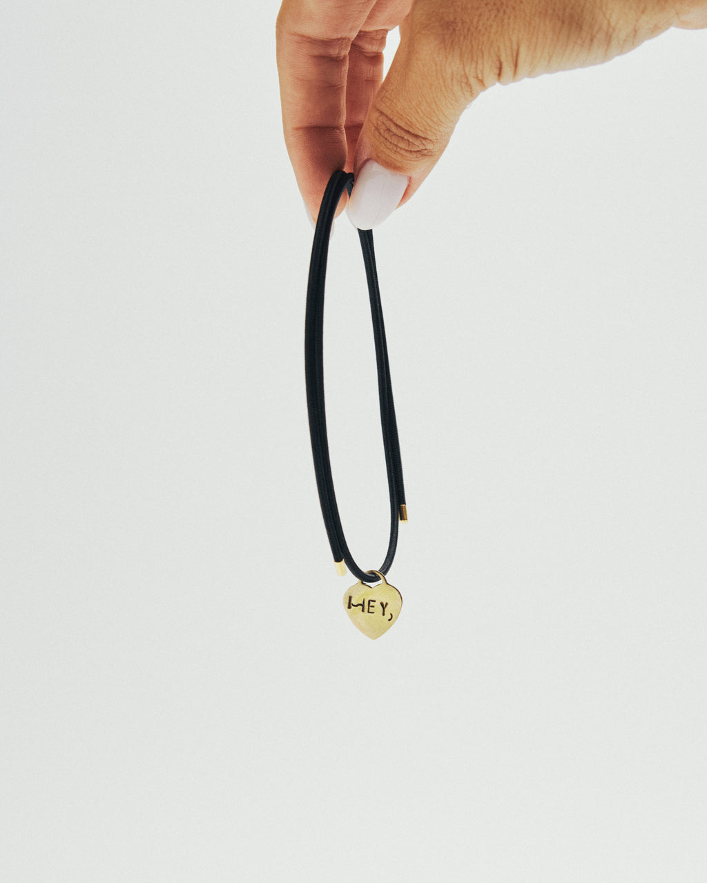 BOSSY JEWEL THERAPY x HEY | Magnetic Choker + Heart